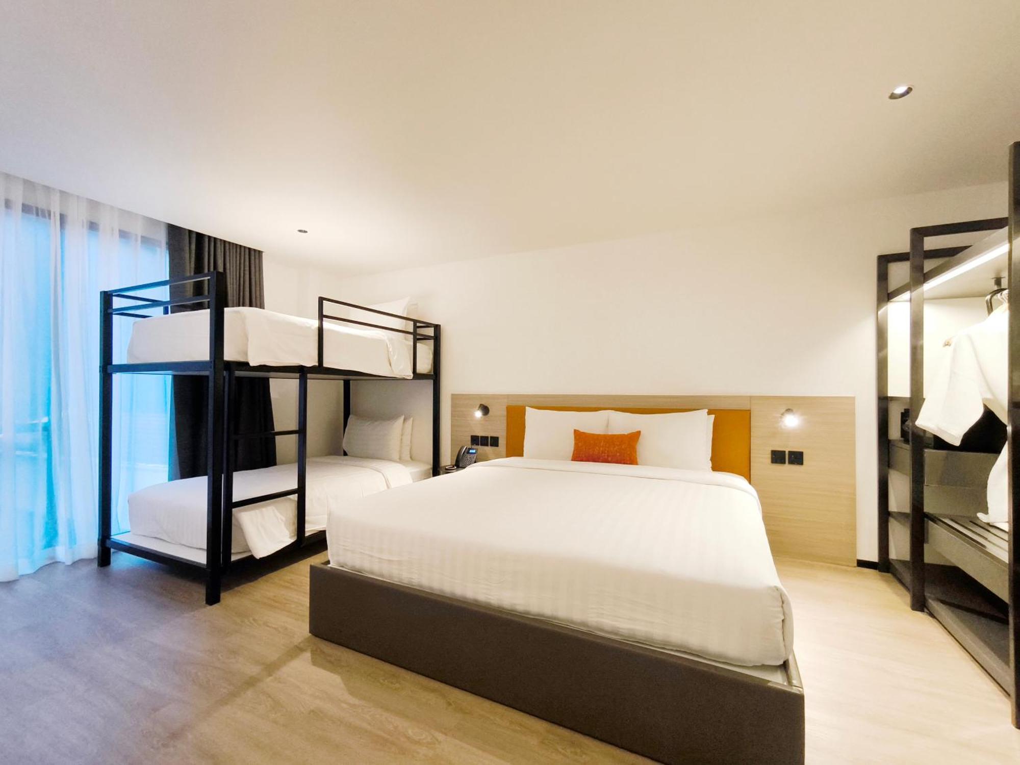 Citichic Sukhumvit 13 By Compass Hospitality - Newly Renovated Hotel Bangkok Exterior photo