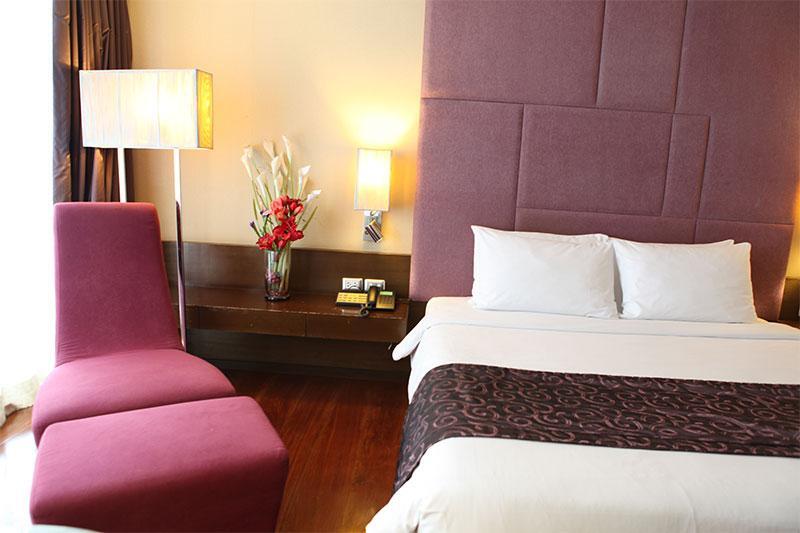Citichic Sukhumvit 13 By Compass Hospitality - Newly Renovated Hotel Bangkok Exterior photo